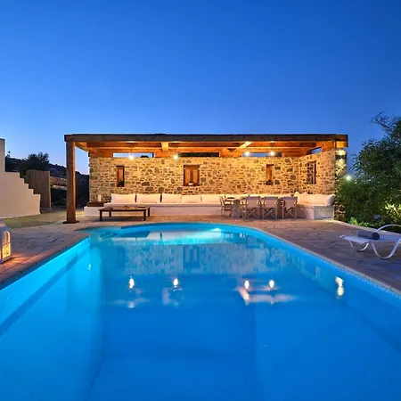 Nif With Private Swimming Pool *