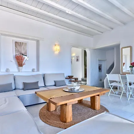 Nif With Private Swimming Pool